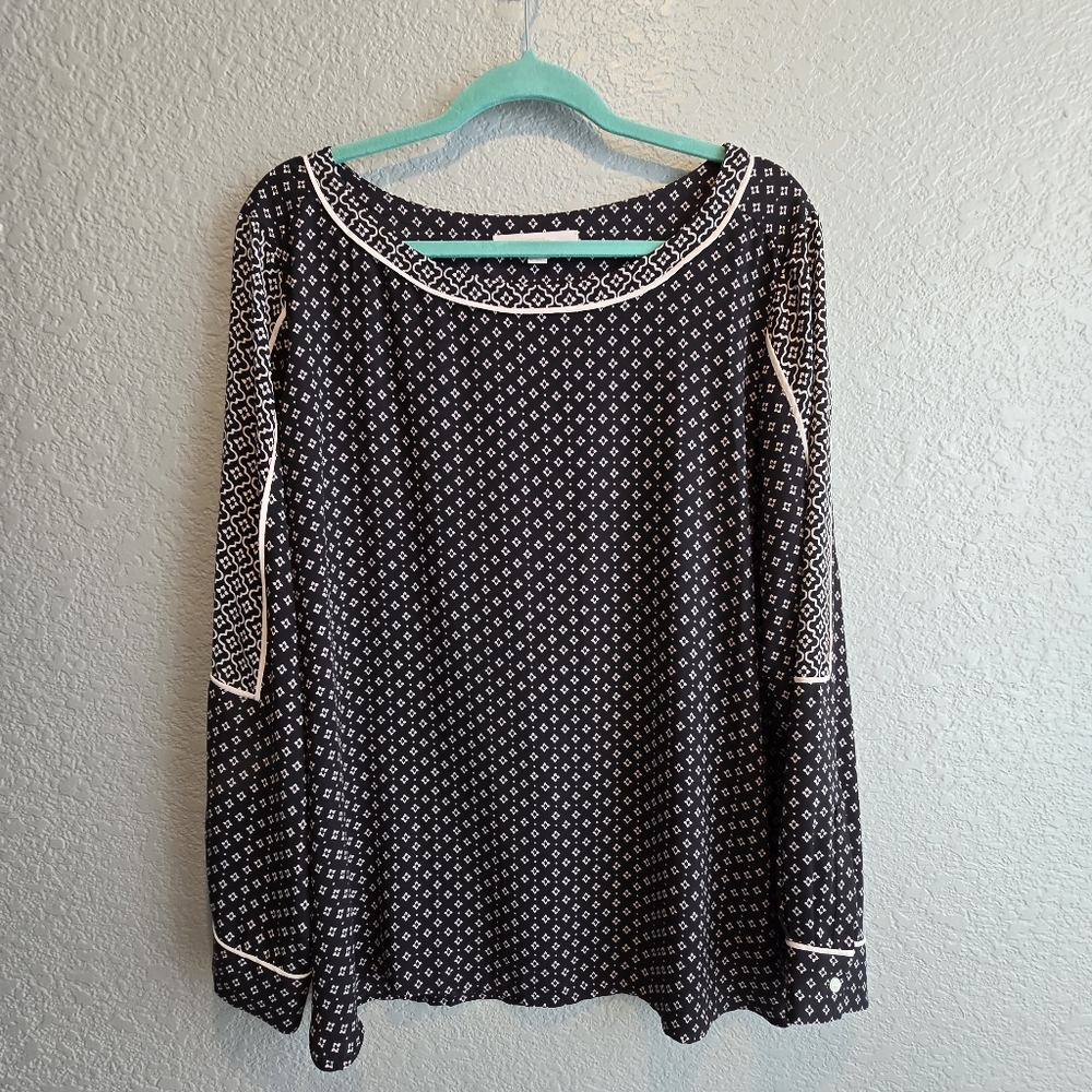 LOFT Black and White Patterned Blouse